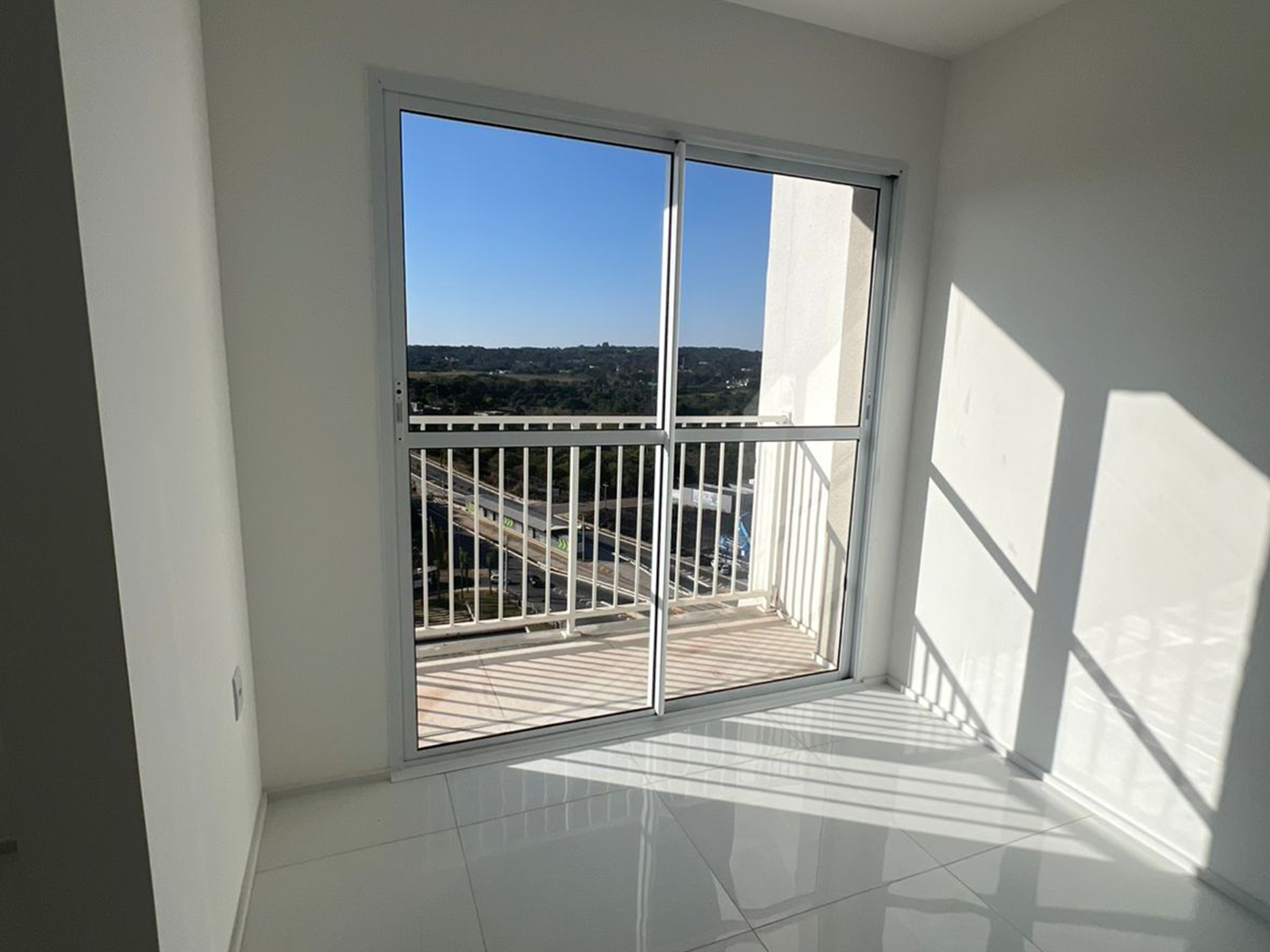 SALA COM SACADA
